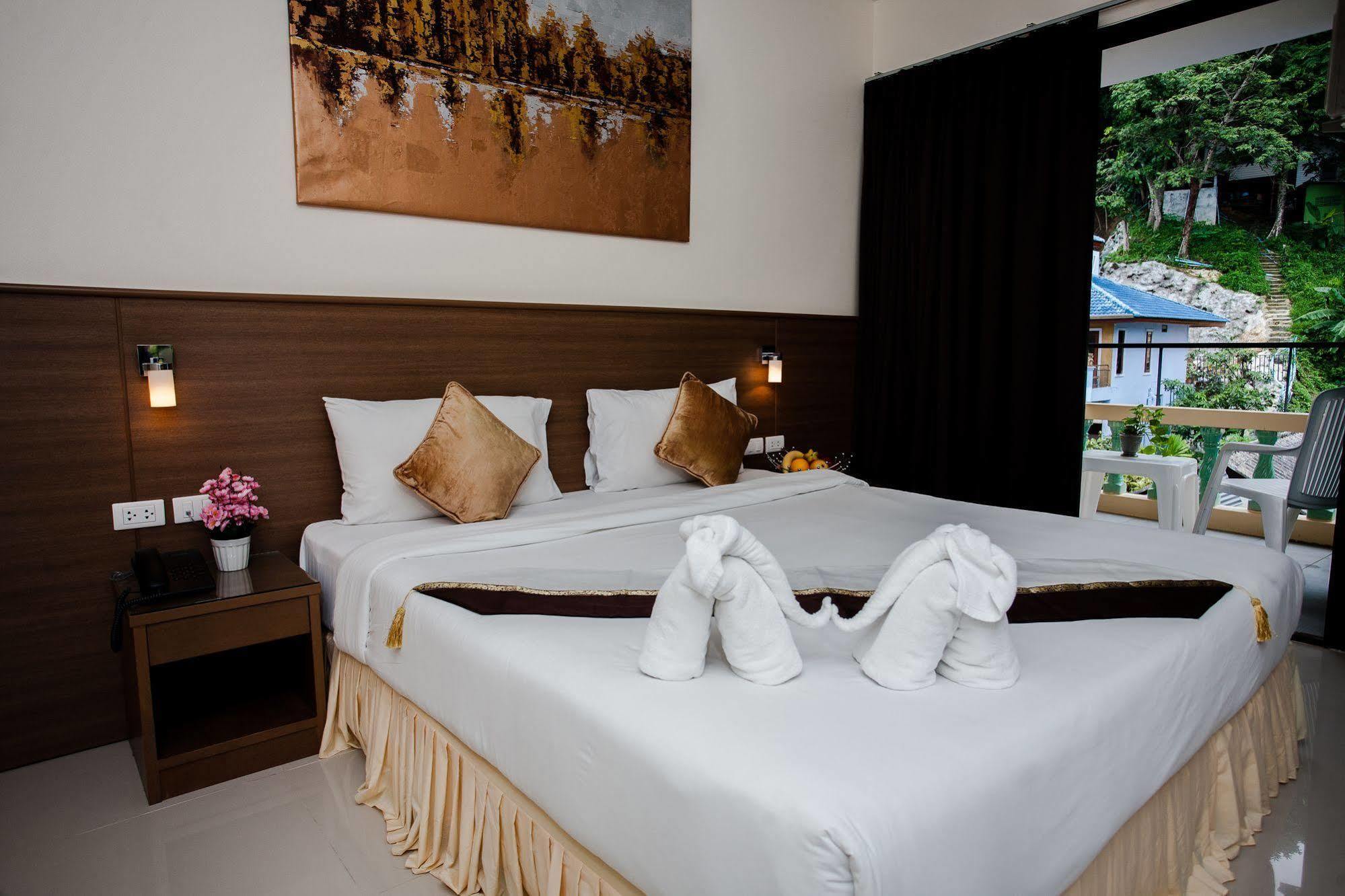 فندق ذا ويف باتونج Phuket المظهر الخارجي الصورة